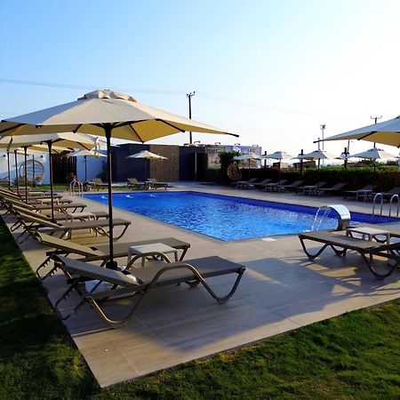 Cezar'S Airport Hotel 니코시아 외부 사진