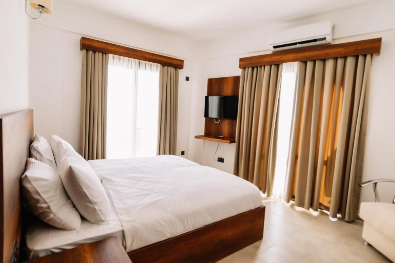 Cezar'S Airport Hotel 니코시아 외부 사진